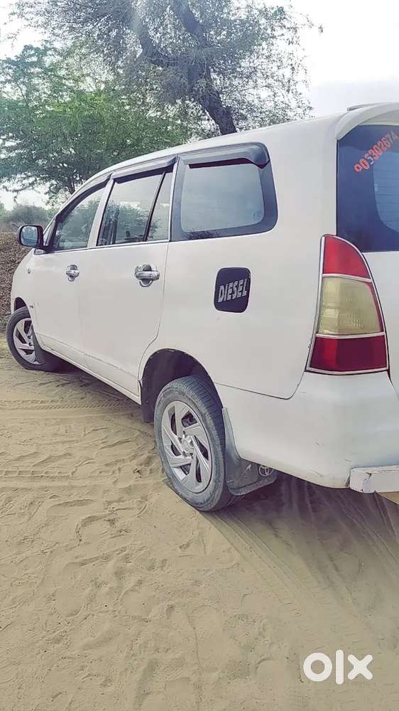 Toyota Innova 2007 Diesel 235000 Km Driven