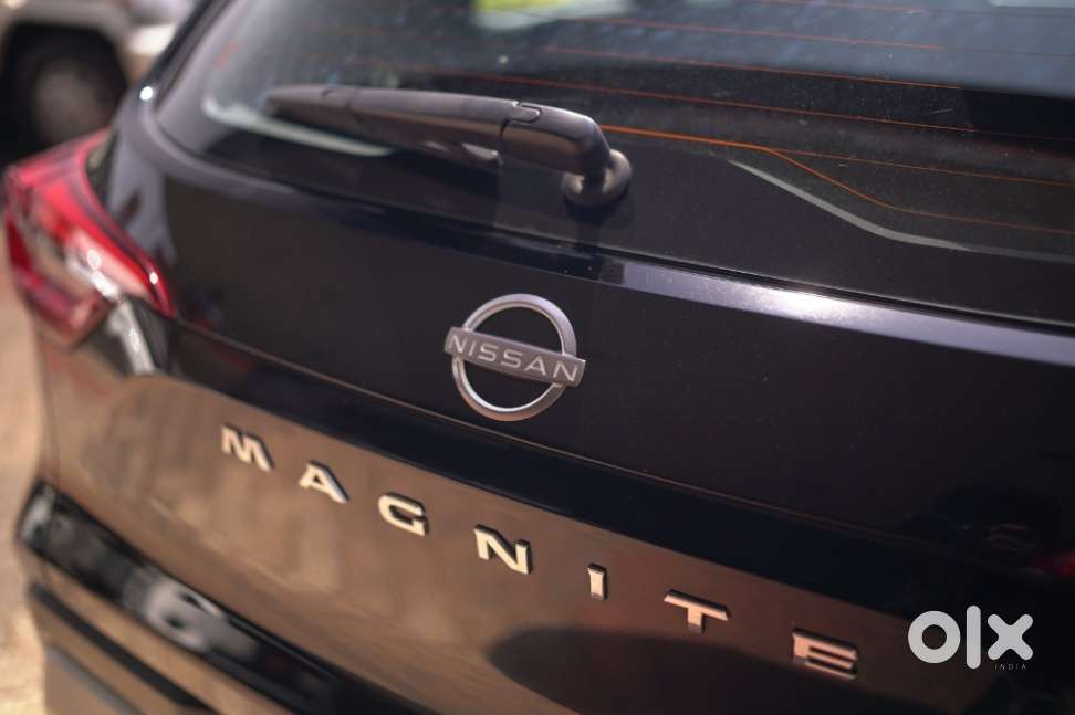 Nissan Magnite N-connecta Mt, 2024, Petrol