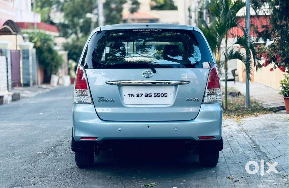 Toyota Innova 2.5 V 7 Str, 2011, Diesel