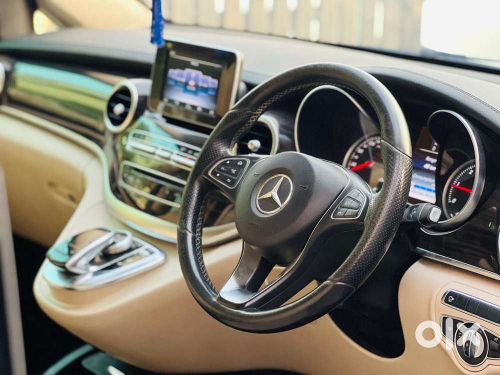 Mercedes-benz V-class 2.1 220 Expression Diesel At, 2020, Diesel