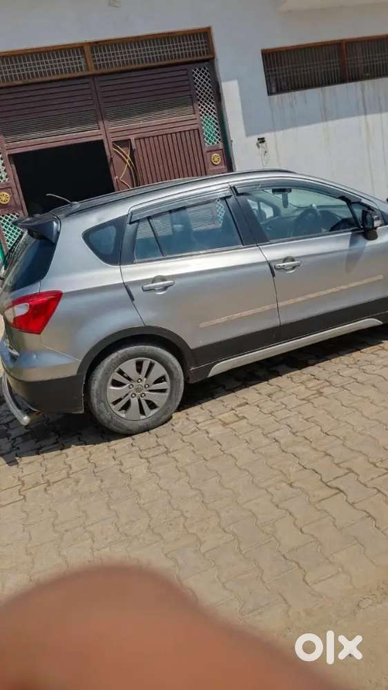 Maruti Suzuki S-cross 2016 Diesel Good Condition