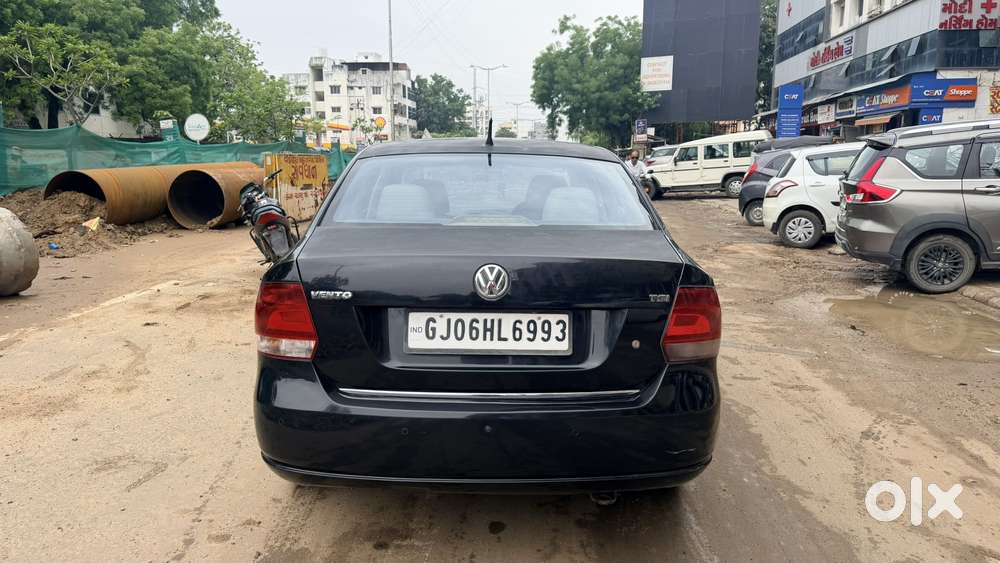 Volkswagen Vento 1.2 Tsi Highline At, 2014, Petrol