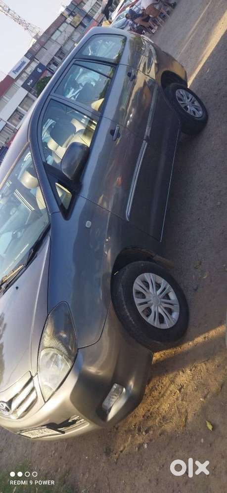 Toyota Innova 2.5 G (diesel) 8 Seater, 2010, Diesel