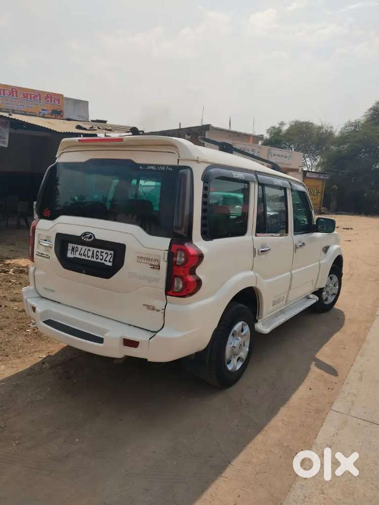 Mahindra Scorpio S2 2017