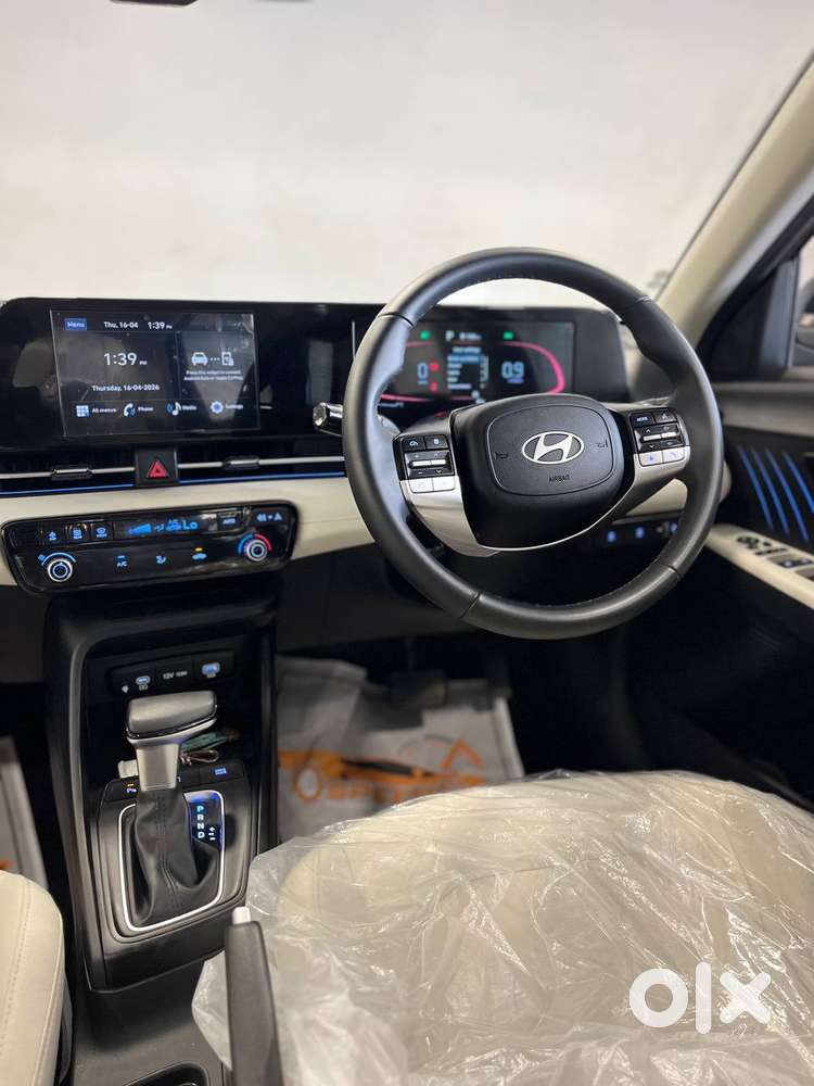 Hyundai Verna 1.5 Sx Ivt, 2025, Petrol