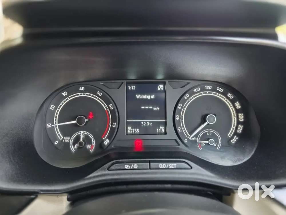 Skoda Slavia Ambition 1.0l Tsi Mt, 2023, Petrol