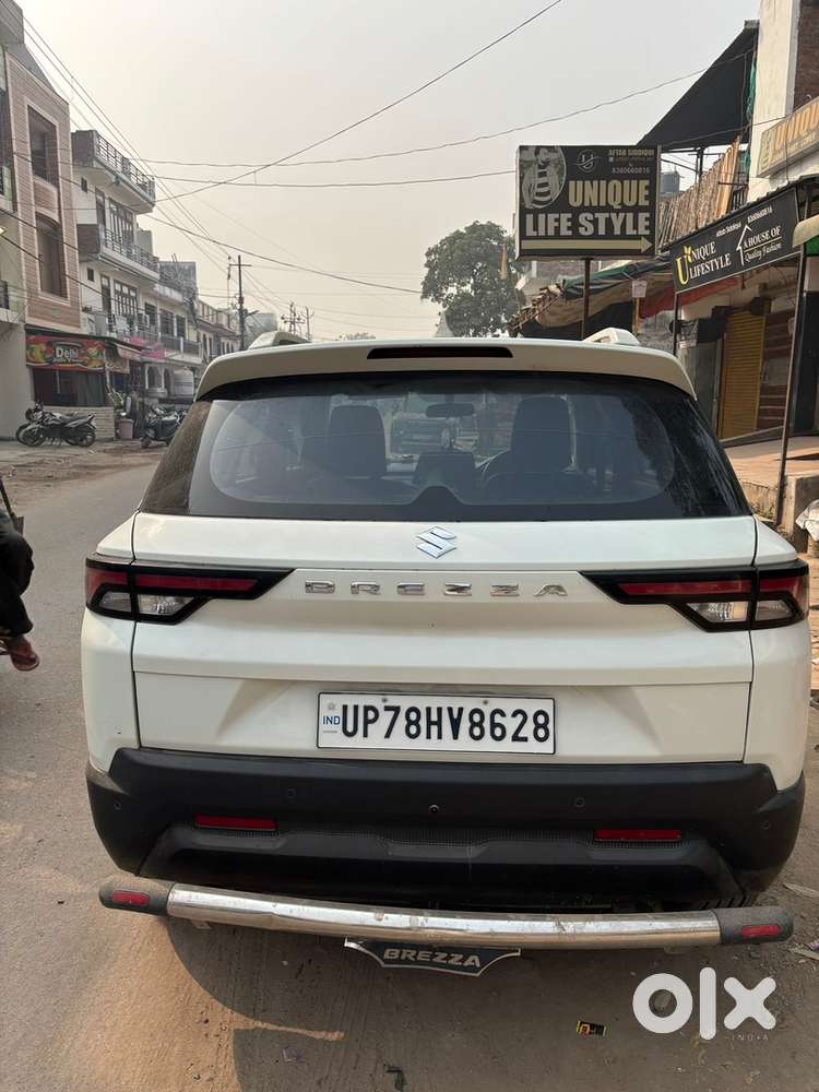 Maruti Brezza Lxi S-cng 2024