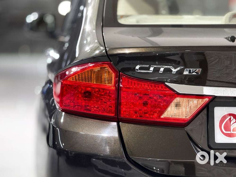 Honda City 1.5 V Cvt I-vtec Mt, 2022, Petrol
