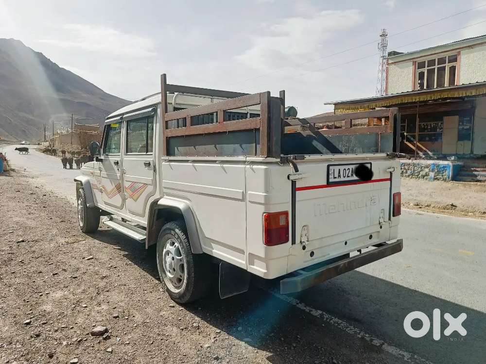 Mahindra Bolero Camper Gold Zx White