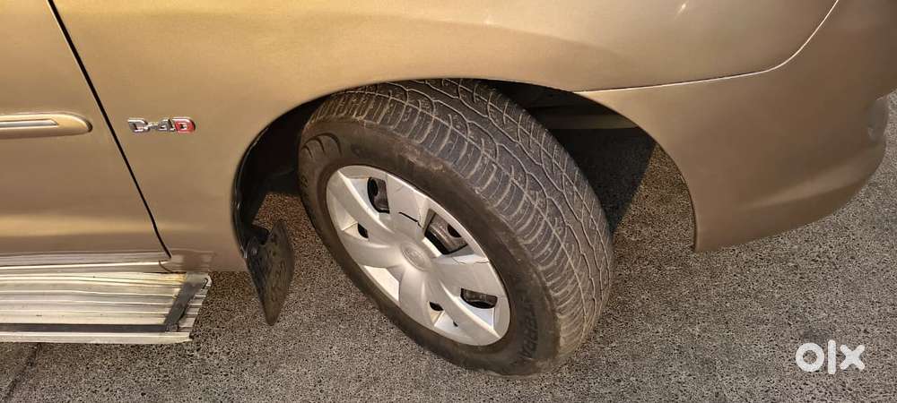 Toyota Innova 2.5 G (diesel) 8 Seater, 2005, Diesel