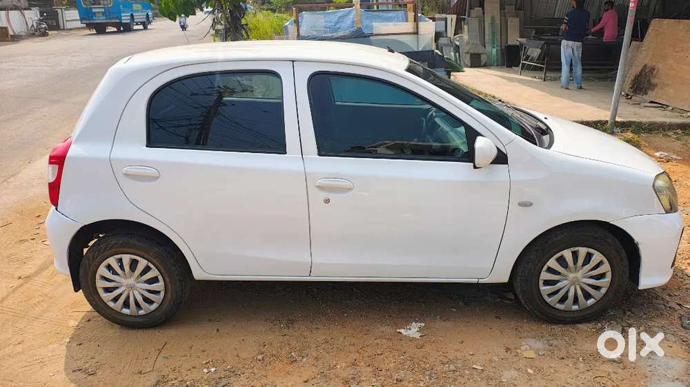 Toyota Etios Liva 2013 Diesel 146500 Km Driven