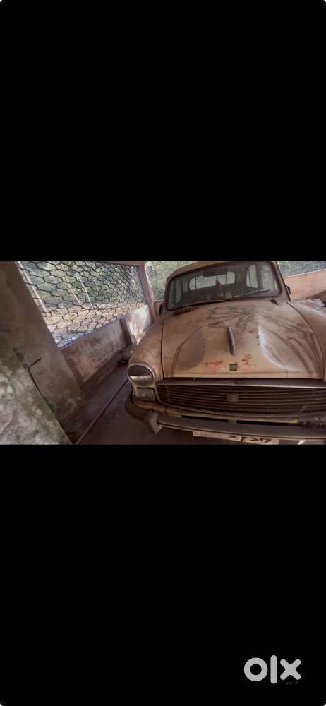 Ambassador Ambassador 1986 Petrol 100000 Km Driven