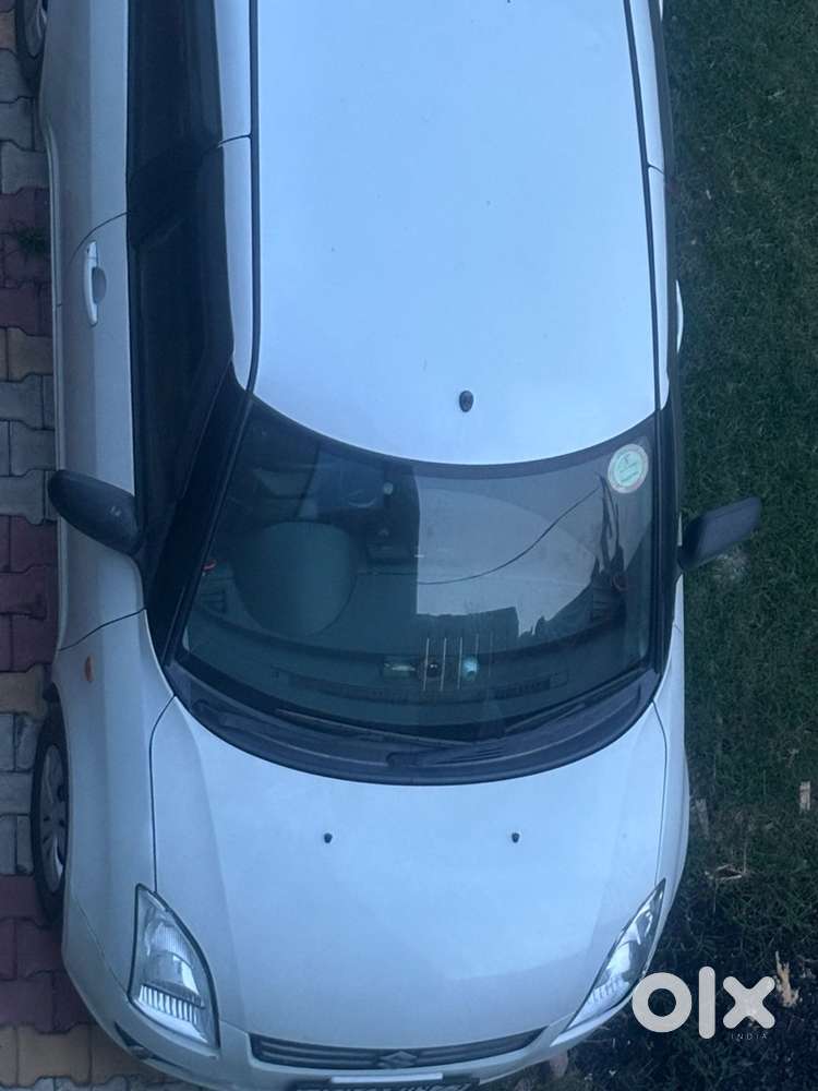 Maruti Suzuki Swift Dzire 2010 Petrol Well Maintained