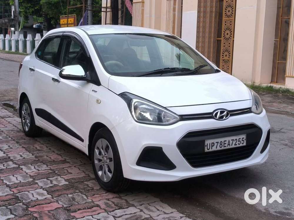 Hyundai Xcent 1.2l Kappa Dual Vtvt 5-speed Manual Base, 2015, Petrol