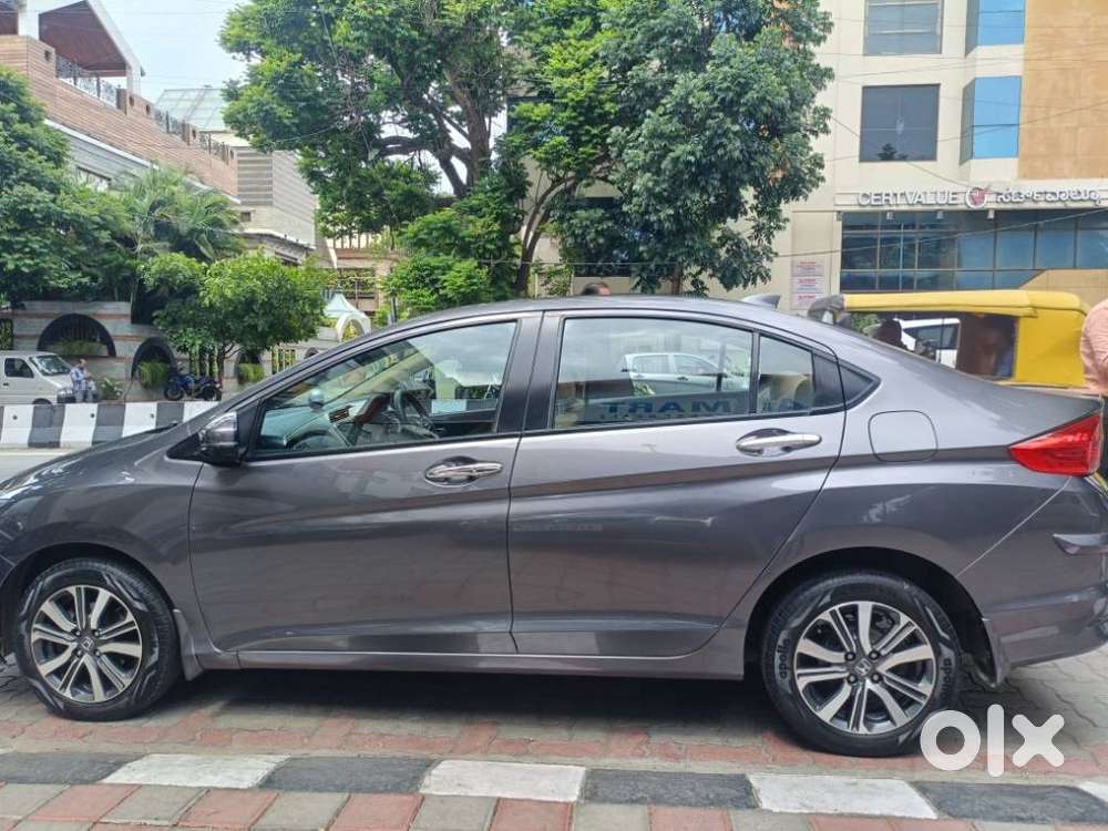 Honda City 1.5 V 4th Gen I-vtec Mt, 2017, Petrol
