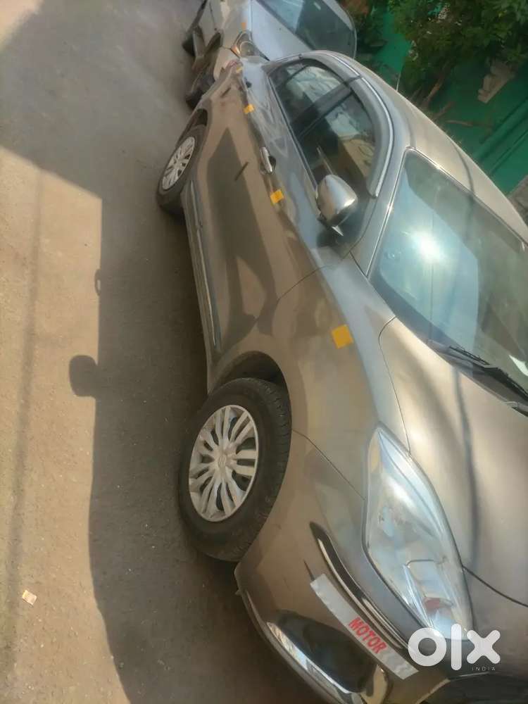 Maruti Suzuki Dzire 2023 Petrol 90000 Km Driven