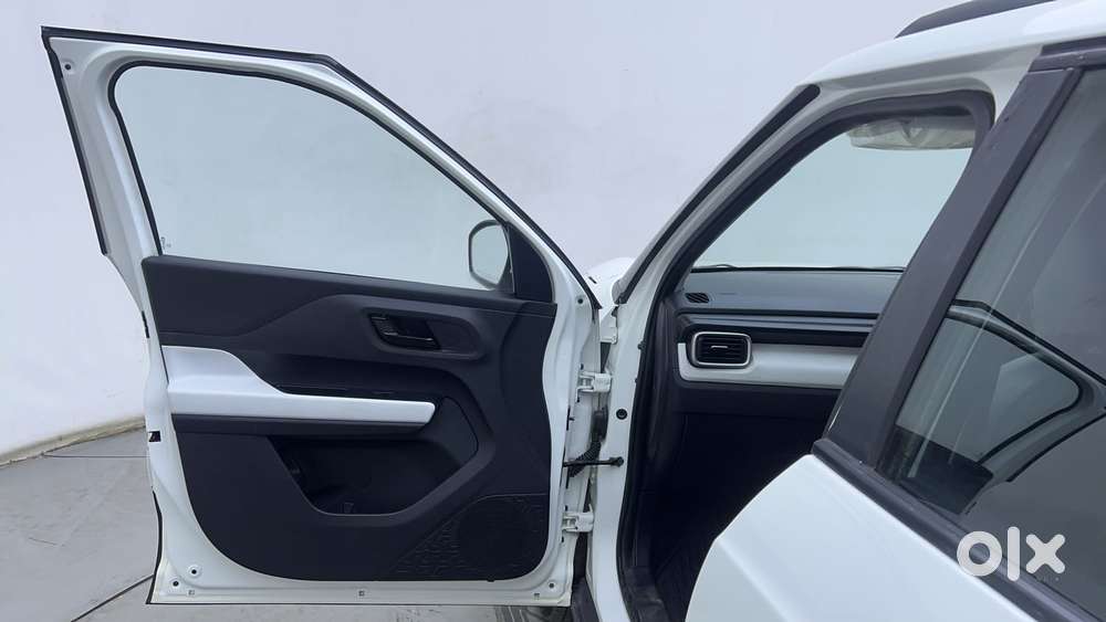 Tata Punch Accomplished Mt Sunroof, 2024, Petrol