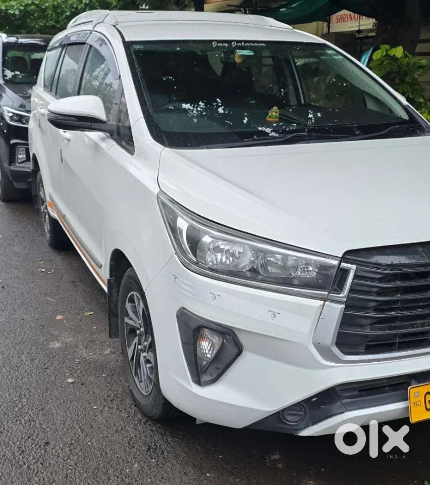 Toyota Innova Crysta [2020-ongoing] 2.4 Gx 8 Str, 2022, Diesel