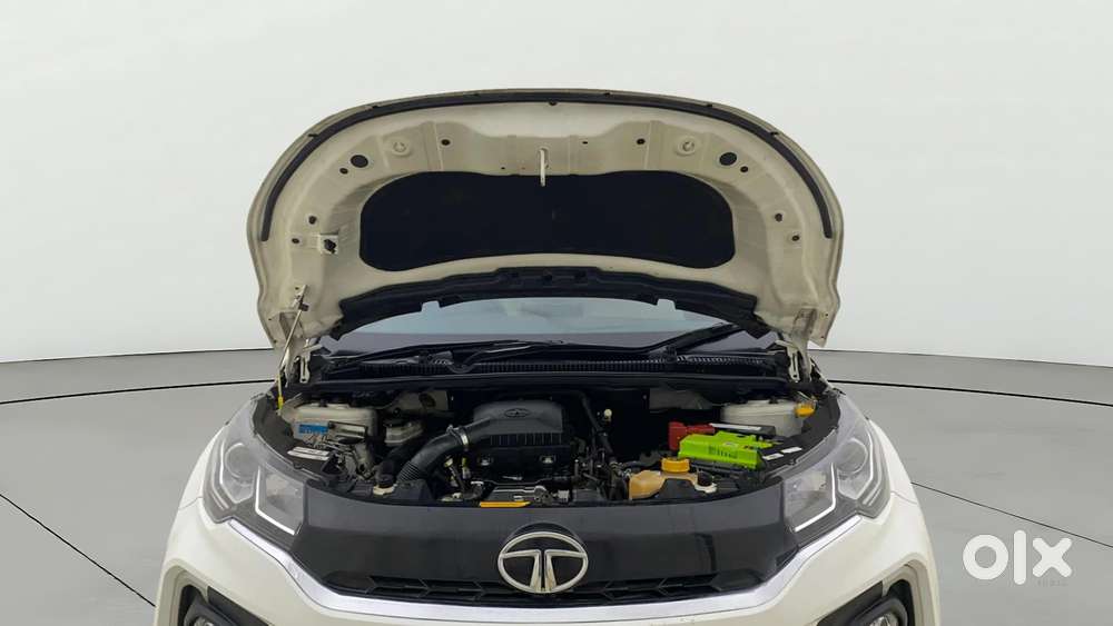 Tata Nexon 1.2 Revotron Xza Plus, 2023, Petrol