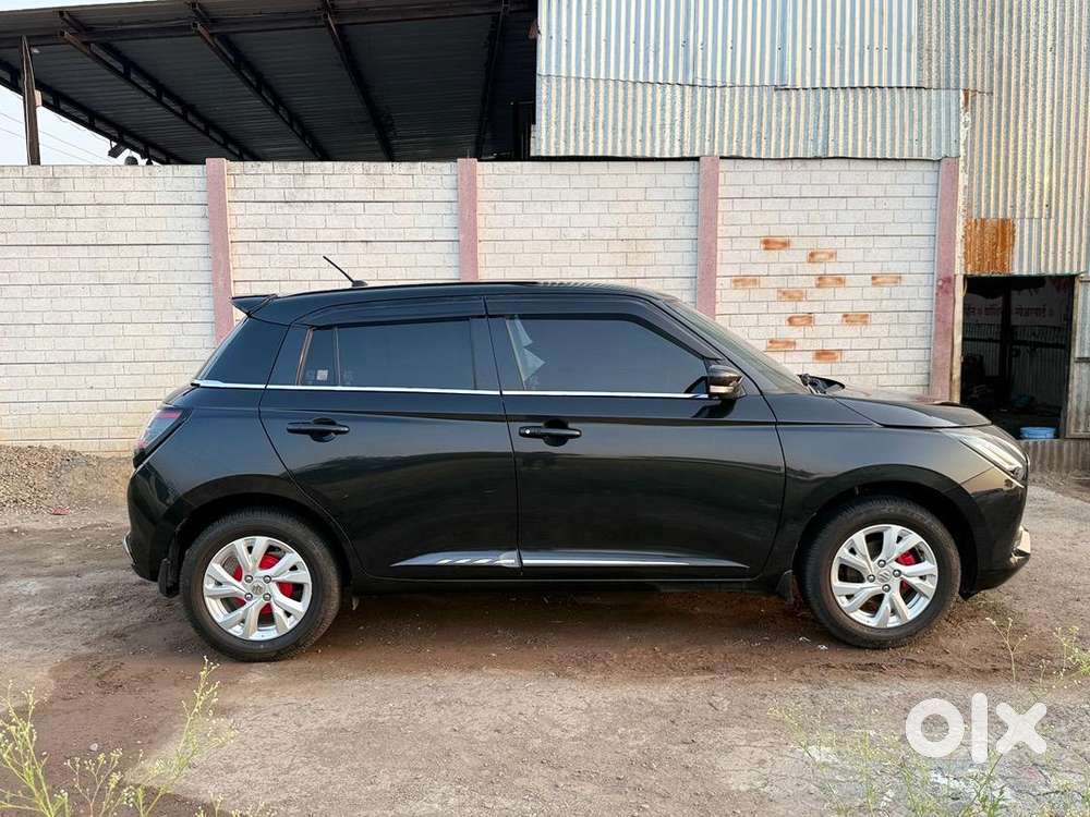 Maruti Suzuki Swift 2025 Petrol 7780 Km Driven