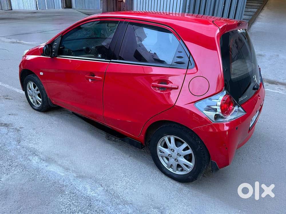 Honda Brio V Mt, 2013, Petrol