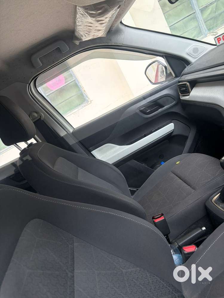 2022 Tata Punch Camo Petrol