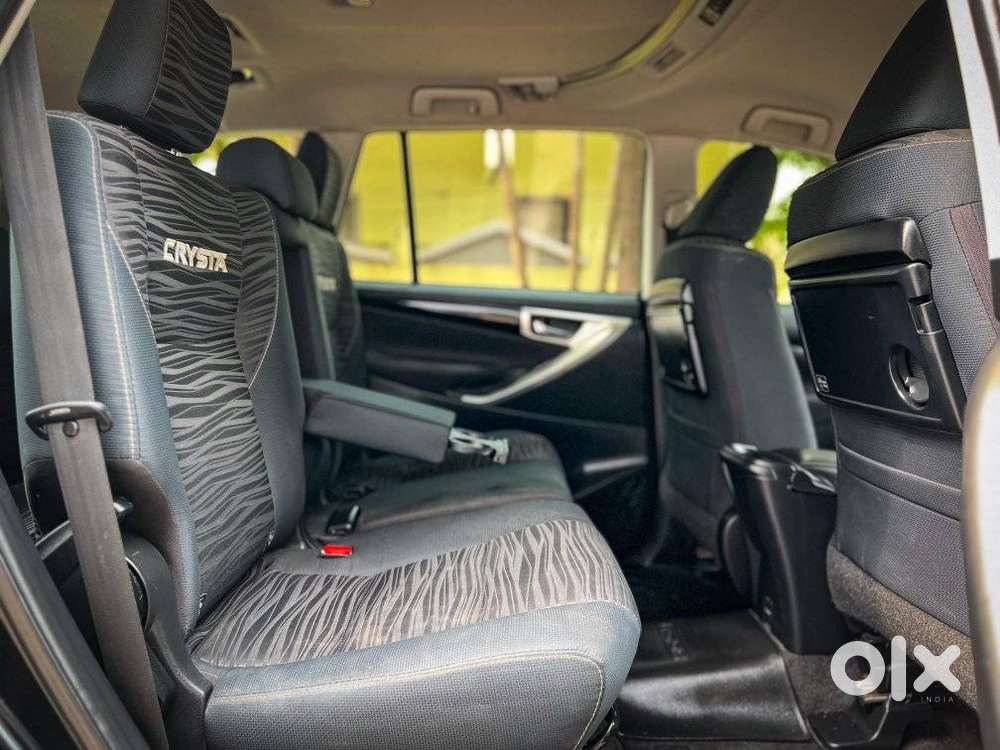 Toyota Innova Crysta 2.4 V 8 Str, 2022, Diesel