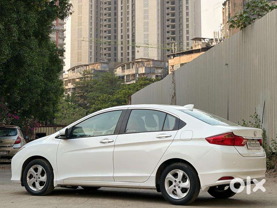 Honda City 2011-2013 1.5 V At Sunroof, 2014, Petrol