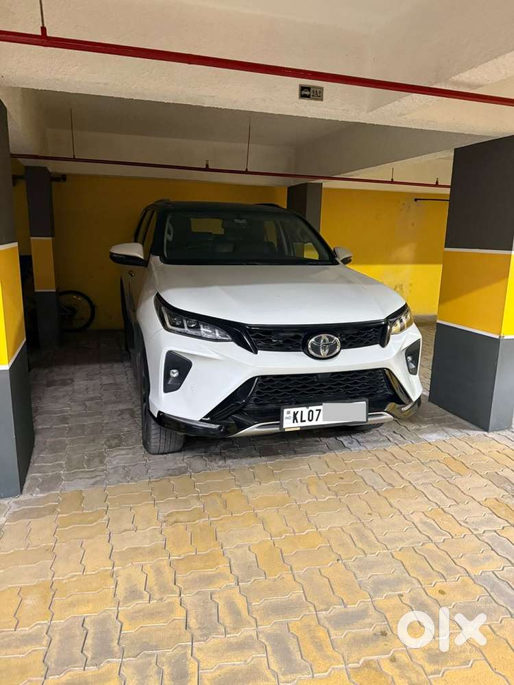 Toyota Fortuner Legender 2023 Diesel