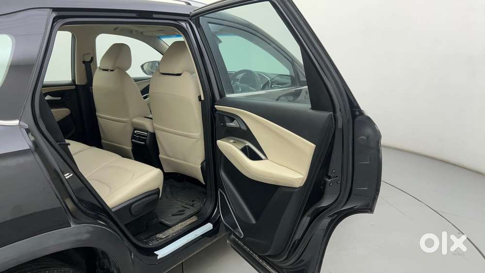 Mg Hector Sharp Pro 1.5 Turbo Cvt, 2023, Petrol