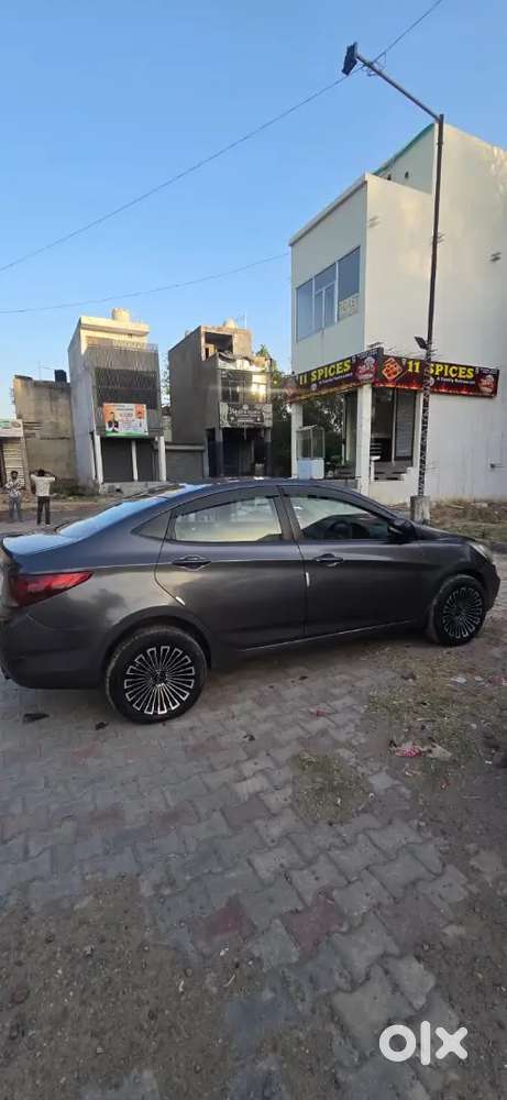 Hyundai Verna 2012 Top Model Diesel Well Maintained