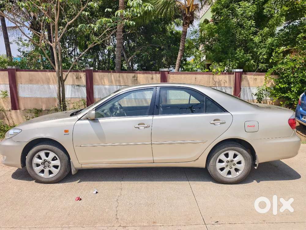 Toyota Camry 2006 Petrol Well Maintained