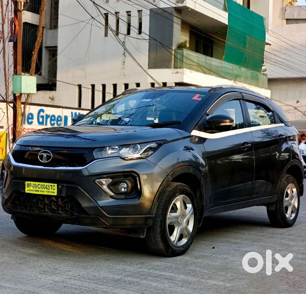 Tata Nexon 1.2 Revotron Xm (s), 2023, Petrol