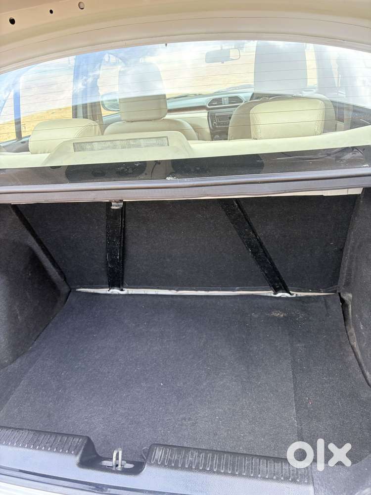 Maruti Suzuki Swift Dzire Zxi + Mt, 2017, Petrol