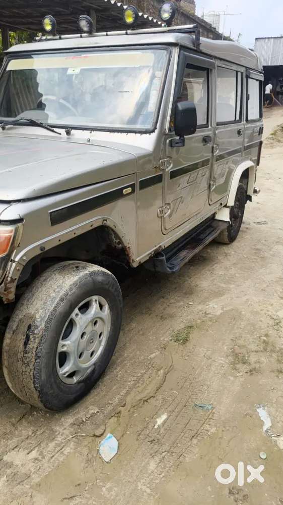 Mahindra Bolero Neo 2012