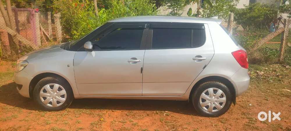 Skoda Fabia 2011 Petrol 80700 Km Driven