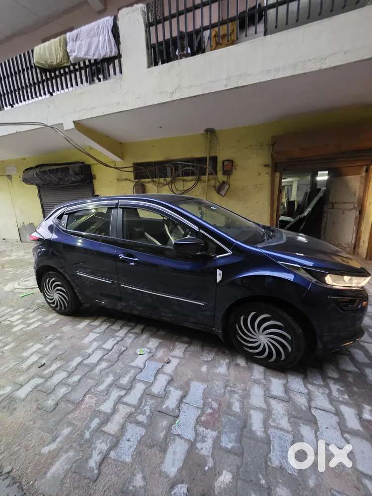 Tata Altroz Xm Plus 2024 Petrol+cng 1st Owner Exellent Condition
