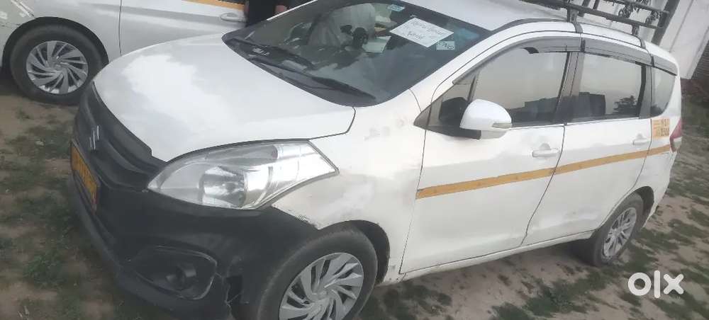 “2017 Maruti Suzuki Ertiga Vxi Cng, Good Condition”and Clean Car