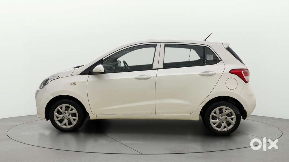 Hyundai Grand I10 2016-2017 Magna At, 2017, Petrol