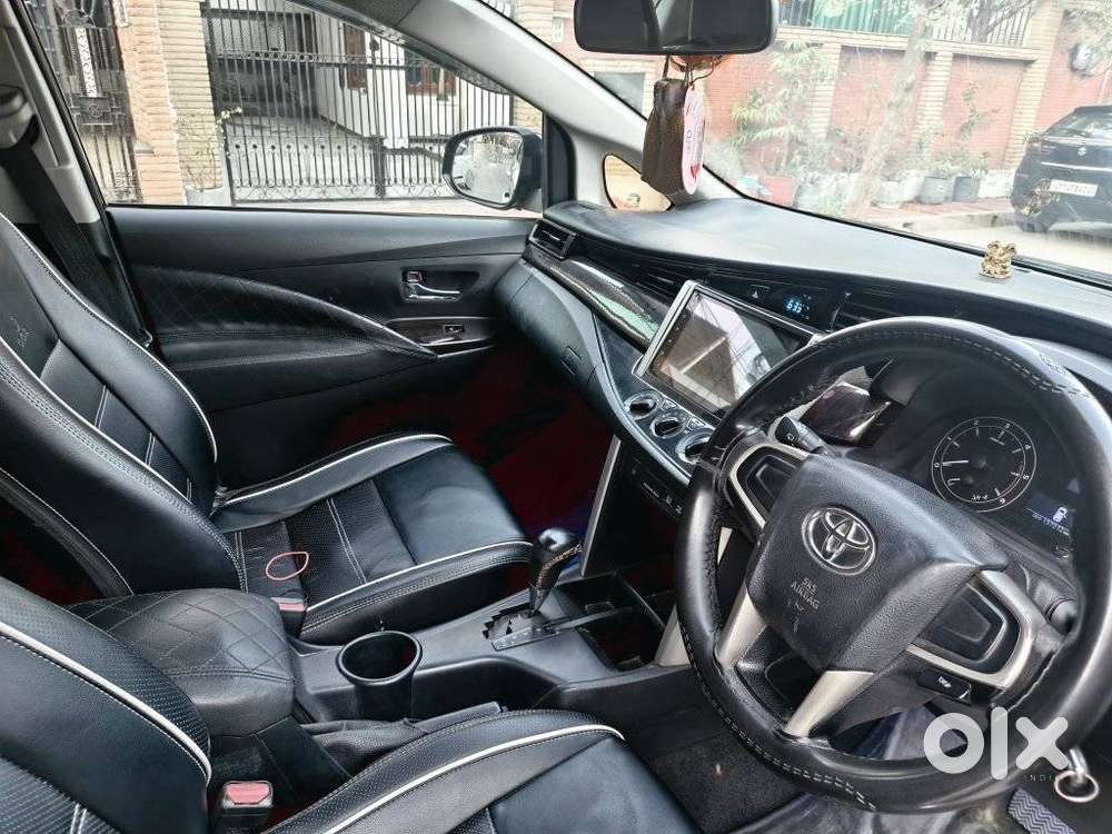 Toyota Innova Crysta 2.8 Gx At, 2017, Diesel
