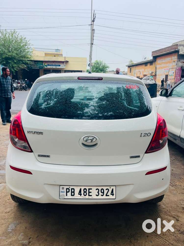 Hyundai I20 Magna 2012 Diesel 2
