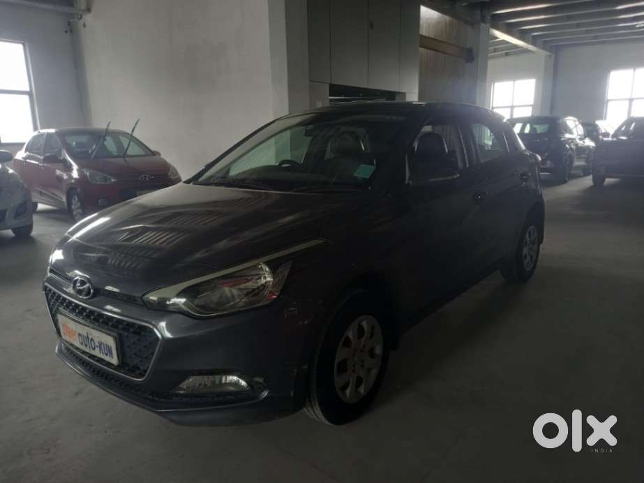 Hyundai I20 Sportz 1.2 Bs-iv, 2017, Petrol