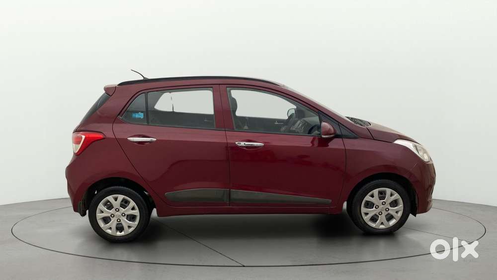 Hyundai Grand I10 2013-2016 At Sportz, 2014, Petrol