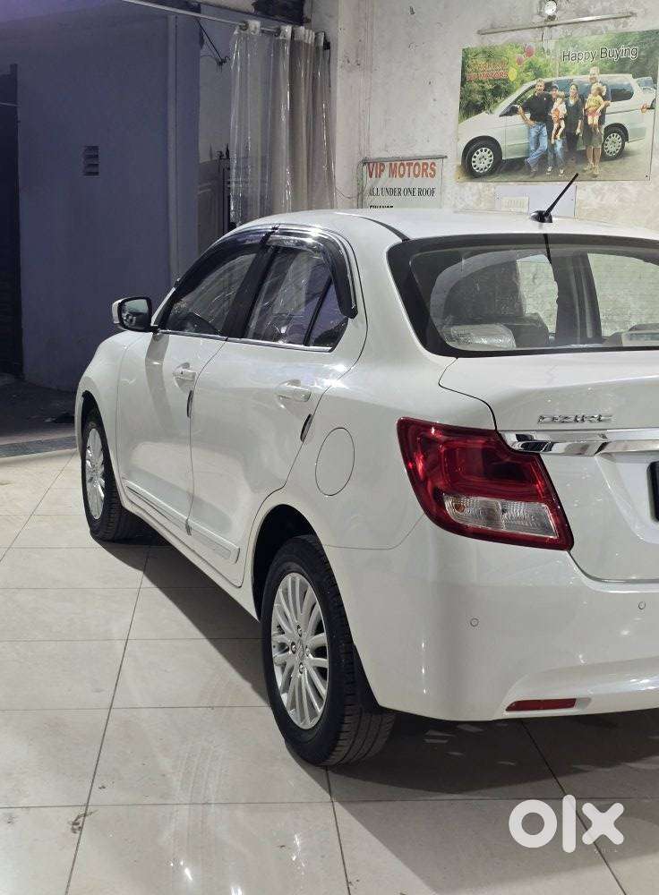 Maruti Suzuki Swift Dzire Zxi + Mt, 2023, Petrol