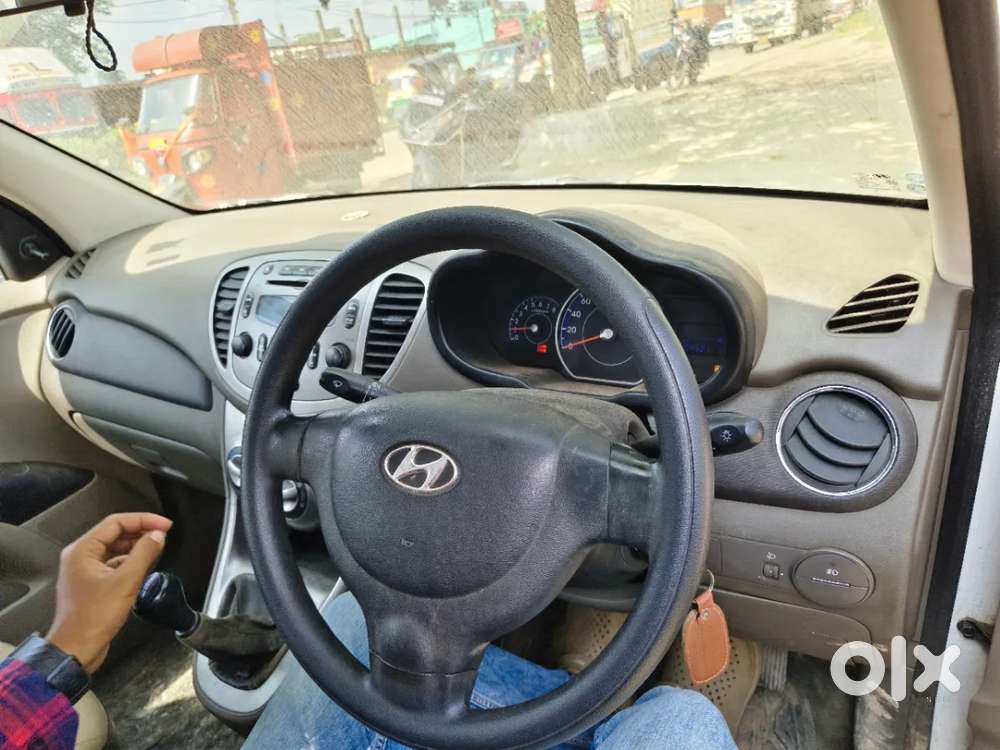 Hyundai I10 Sportz 1.1 Irde2, 2016, Petrol