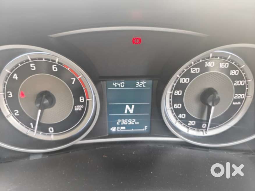 Maruti Suzuki Swift Dzire Vxi(o) Amt, 2022, Petrol