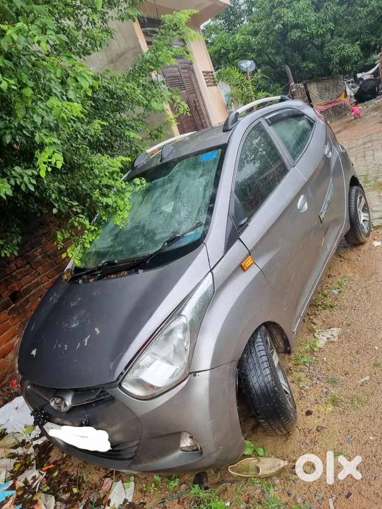 Hyundai Eon 2014 Era + Alloy Wheels