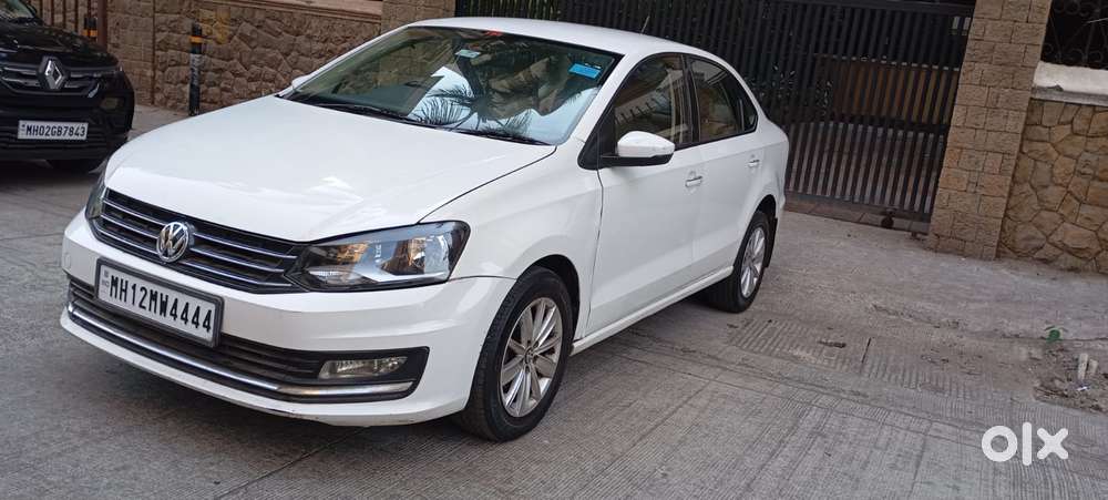 Volkswagen Vento 1.2 Highline Plus At 16 Alloy, 2016, Petrol