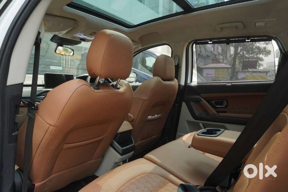 Tata Safari Adventure Plus At, 2025, Diesel