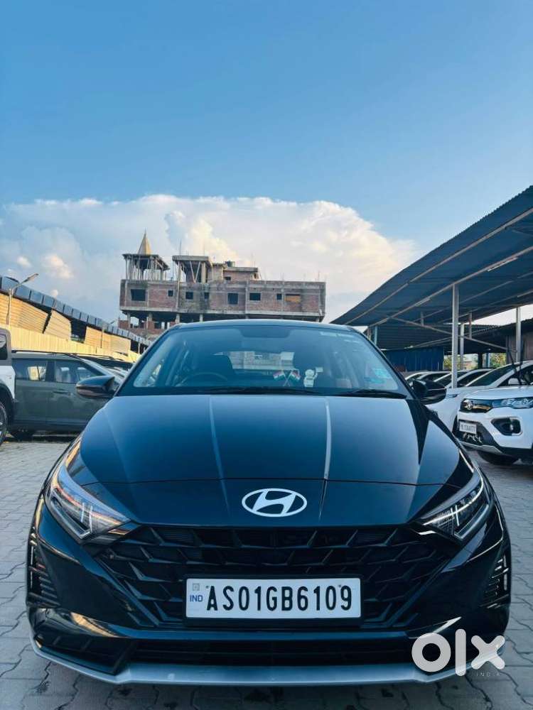 Hyundai I20 Asta (o) 1.2 Mt Dual Tone, 2024, Petrol